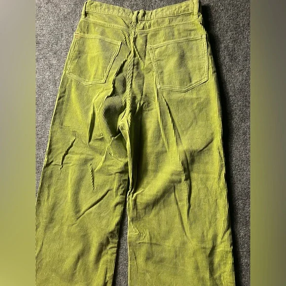 Urban Outfitters Lime Green High Rise WideLeg Jeans Y2K Street Wear Sz 31 (30”) - Picture 9 of 13
